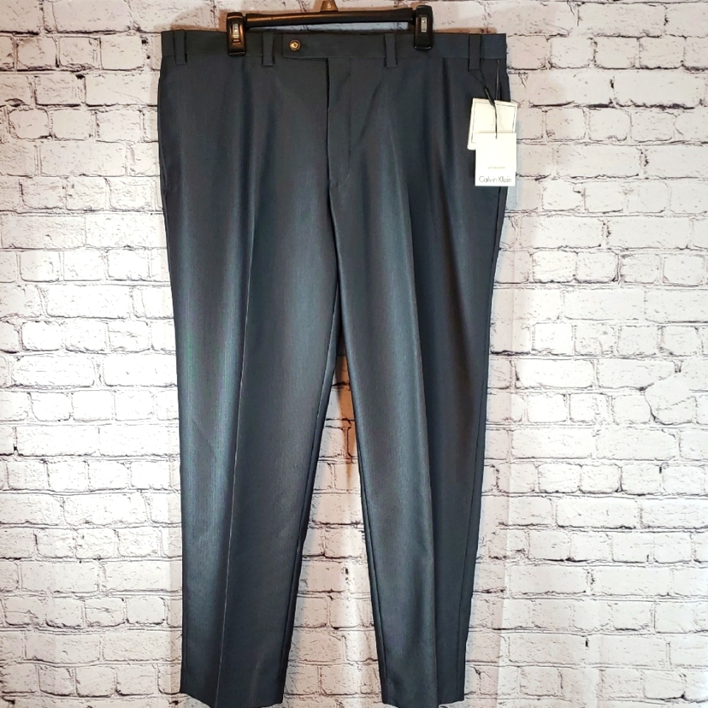 Calvin Klein Men's Charcoal Dress Pants Size 40 NWT